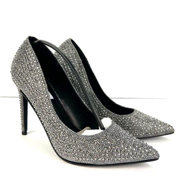 EUC Steve Madden Poet Pewter RHINESTONE Studded Heels Size 6.5 w Box - Picture 2 of 11